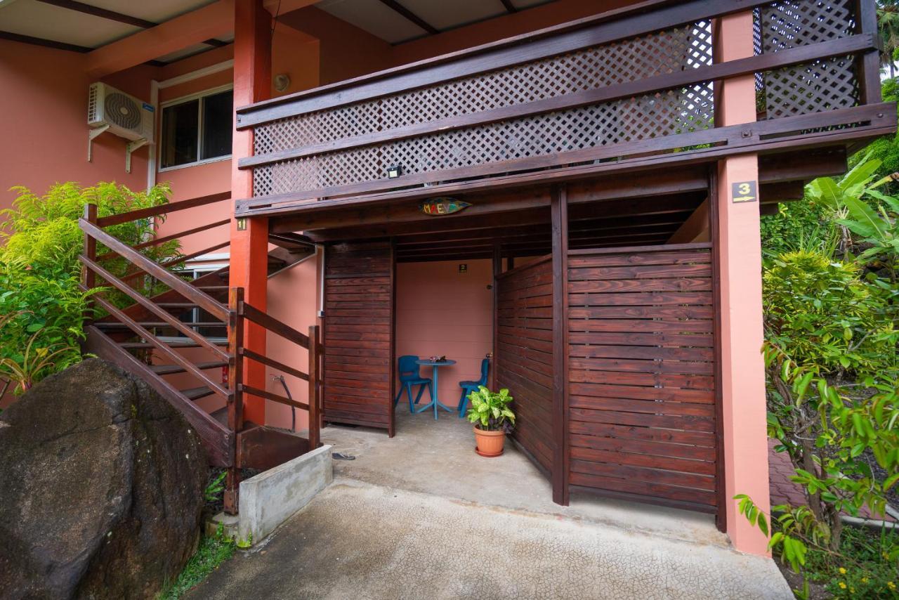 Bora Bora Holiday'S Lodge Exterior photo